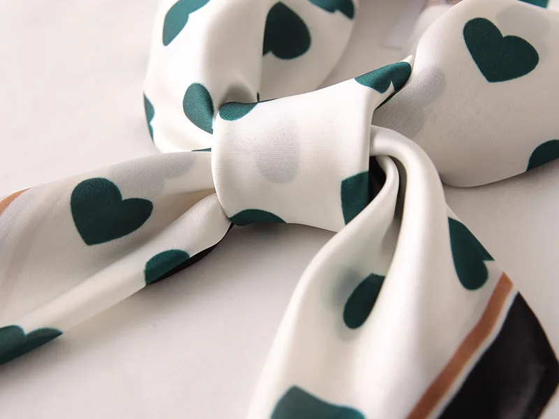 Женский шелковый шарф квадратный платок и накидка в горошек офисный маленький