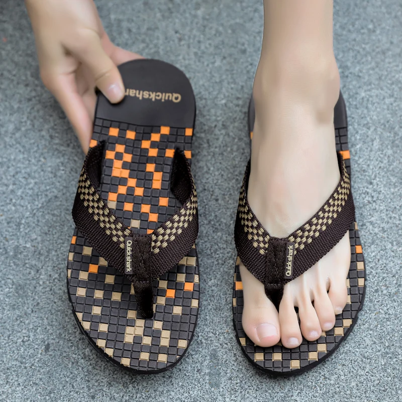 

2021 New Summer Popular Men's Outdoor Beach Slippers Comfortable Anti-Skid Sandals Light Soft Wear-Resistant Casual Flip-Flops