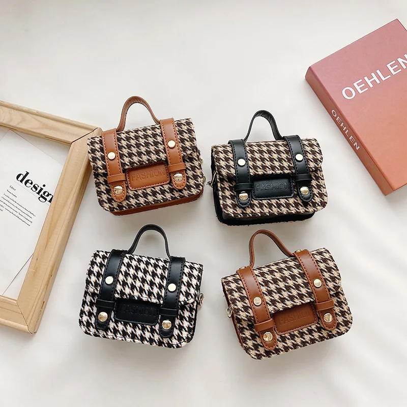 

Children's Bag Retro Woolen Postman Bag Chain Cross Body Messenger Bags Girls Fashion Accessories New Arrival