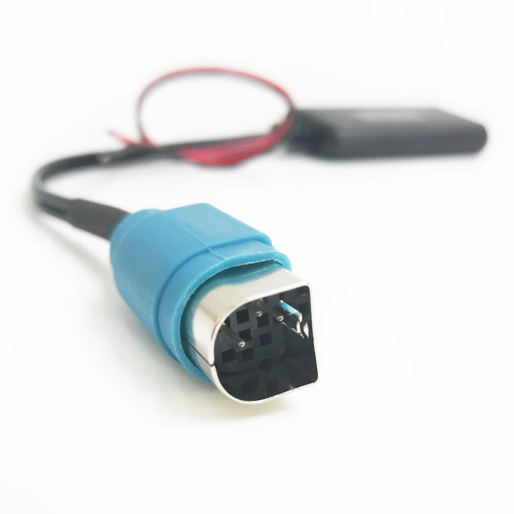 Автомобильный радиоприемник Biurlink стереозвук с Bluetooth адаптером и аудиоадаптер