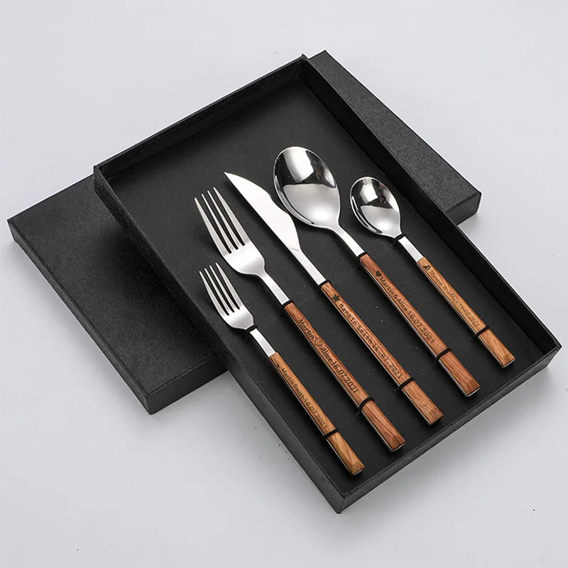 

5 шт./компл. персонализированные Western-Стиль набор столовых приборов с деревянной ручкой для свадьбы подарок сувениры вечерние по индивидуал...