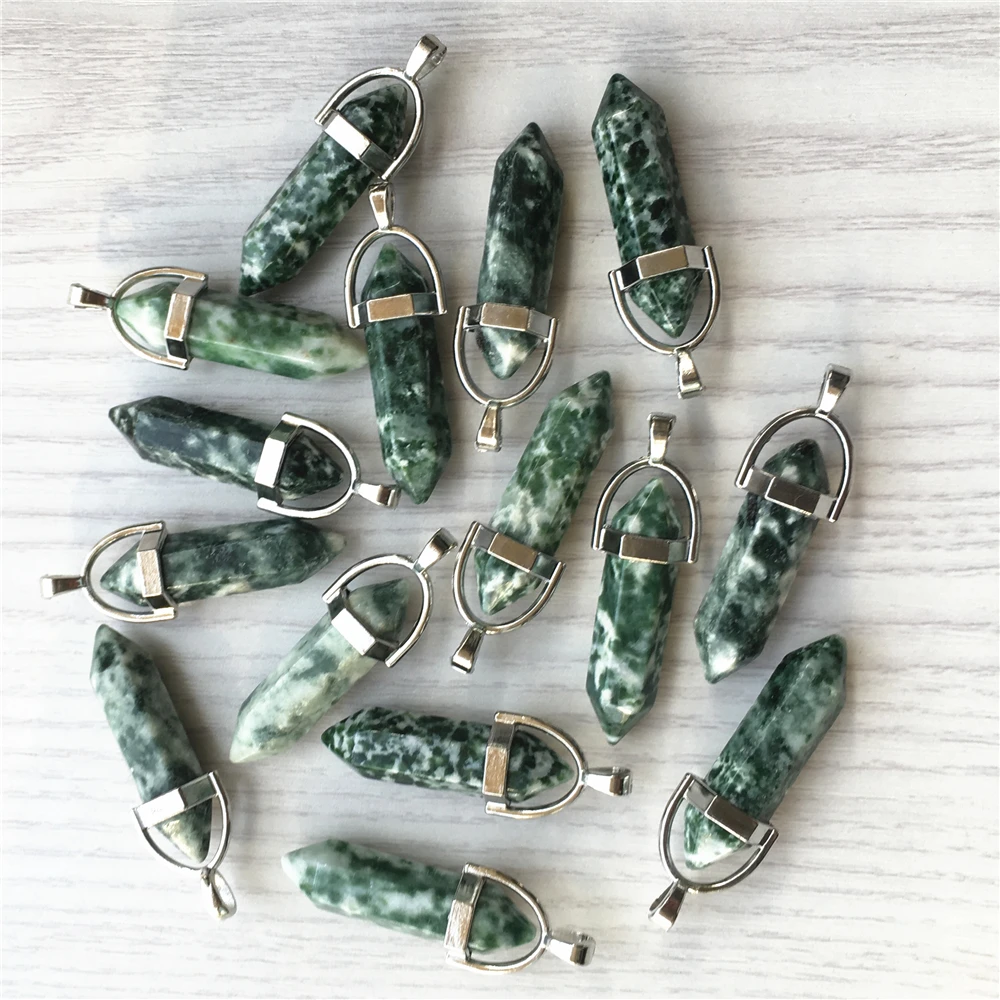 24 шт. модные лучшие продажи натуральный зеленый точечный камень амулеты