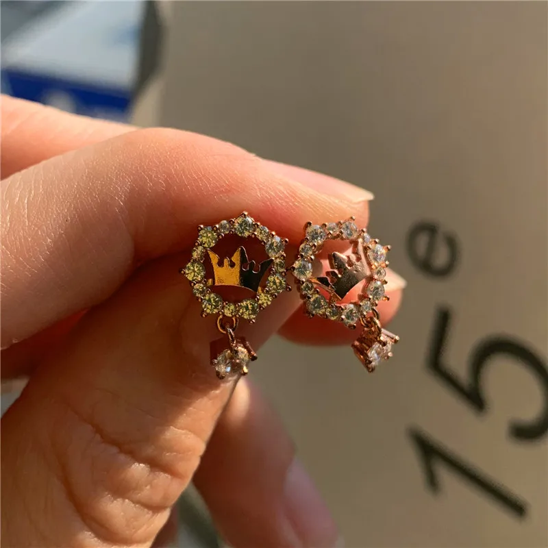 

Luxury Female Crystal Crown Earrings Rose Gold Silver Color Stud Earrings For Women Vintage White Round Crystal Wedding Earrings