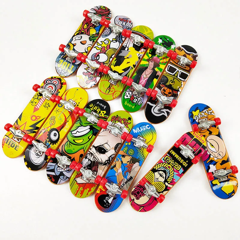 

Fingerboard High Quanlity Mini 1PC Hot Sale Children Skate Popular Favor Toy Finger Board Kids Party Boarding Toys