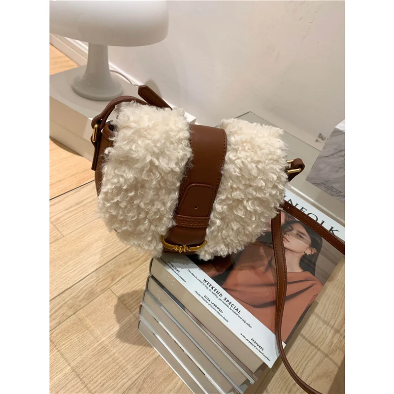 

Wool Fur Handbag Ladies Real Plush Messenger Bag Winter New Fashion Multifunctional Handbag Plush Bag