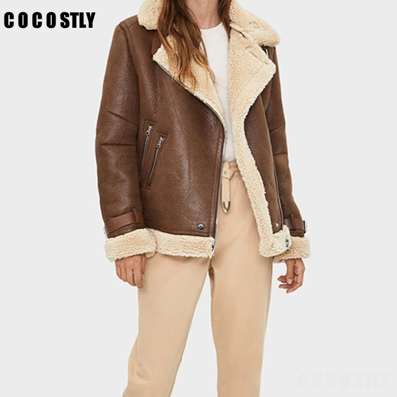 Женская куртка из искусственной кожи осенне зимняя однотонная на молнии