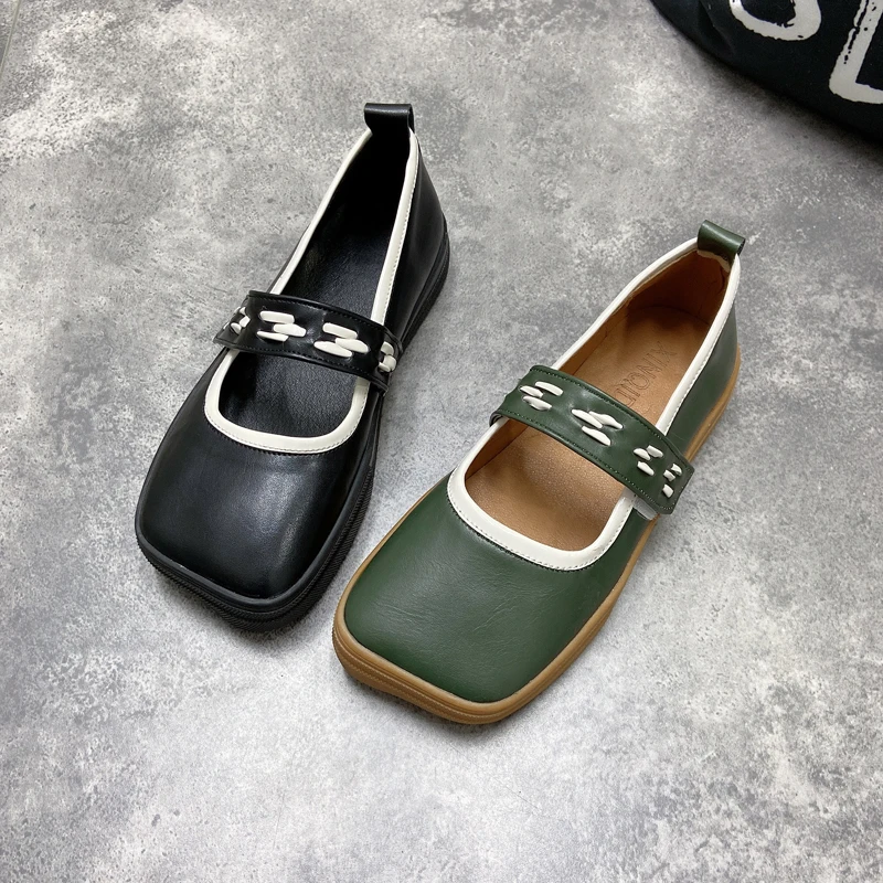 

Spring and Autumn Women's Small Leather Shoes French Retro Style Leather Square Toe Shallow Mouth Velcro Flats.