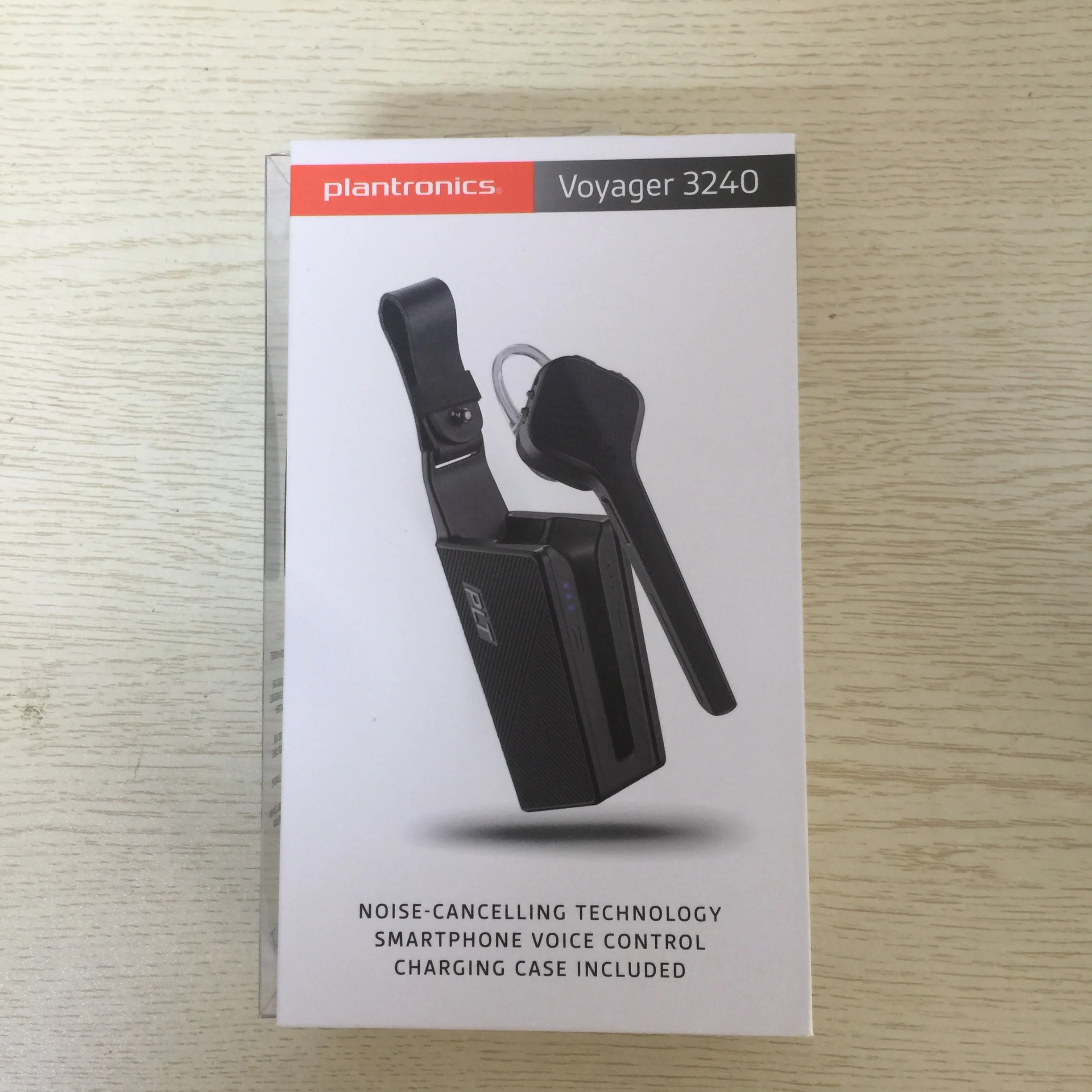 Plantronics Voyager 3240 Bluetooth гарнитура шумоподавление подойдет как для повседневной носки, так Oortelefoon выполнены зарядки чехол 10 Hr Gesprekstijd Voor Sumsung