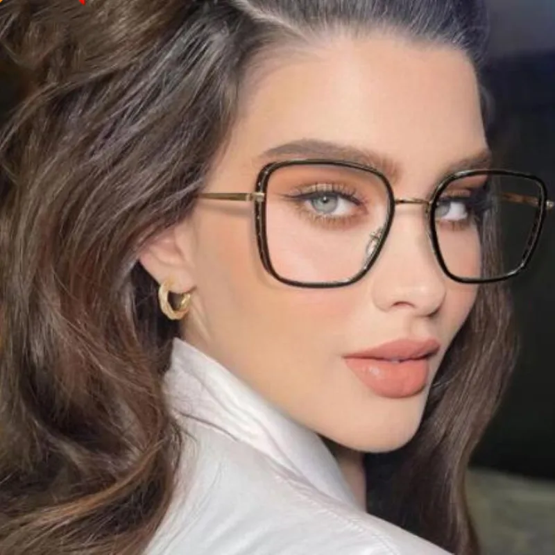 

Очки солнцезащитные женские в ретро стиле, модные уникальные элегантные брендовые солнечные очки в винтажном стиле, квадратные, большие, с ...