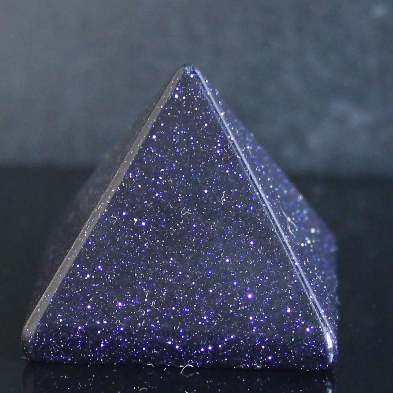 

Mixed gemstom crystal Pyramid Point Healing home decor