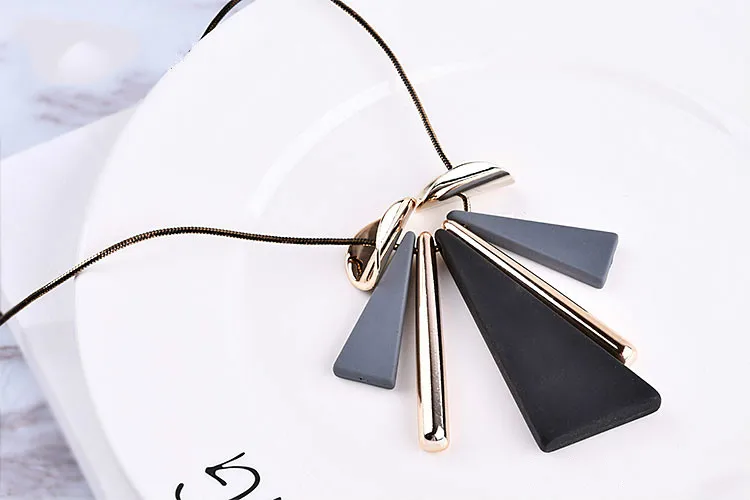 Патент матовый размер Треугольник нож цепочка на свитер аксессуары DIY Осень/Зима