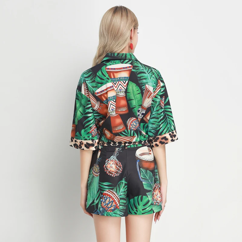 

VERDEJULIAY 2020 Summer Fashion Designer Skirts Suit Women's Vintage Animal Floral Print Blouse and Mini Skirt Two Pieces Set