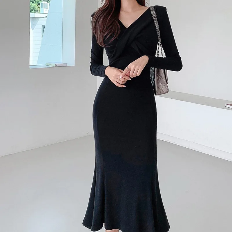 

Korean Version Women Fashion Cross Ruched Long Sleeve Dress Solid Elegant V-neck Bodycone Fish Tail Midi Skirt Evening Dresses
