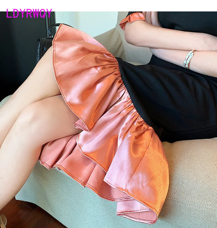 

[LDYRWQY] European and American Women's 2020 Sexy One-Neck Flare Sleeve Stitching Ruffled Dress
