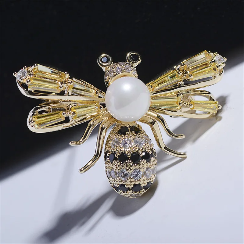 

OKILY Classical Color Bee Brooch Pin for Women Men Gift Luxury Zircon Insect Pearl Brooches Wedding Fashon Accessory Broche
