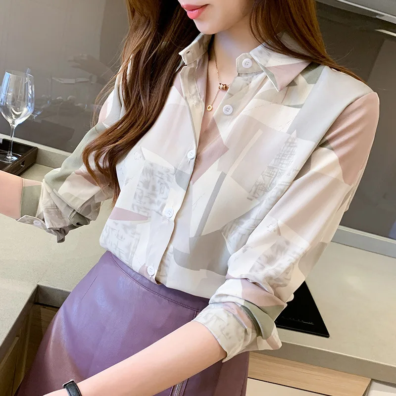 2021 New Retro French Stitching Printing Fashion Women's Chiffon Long Sleeve Shirt Temperament Show Thin Girl Korean Clothing
