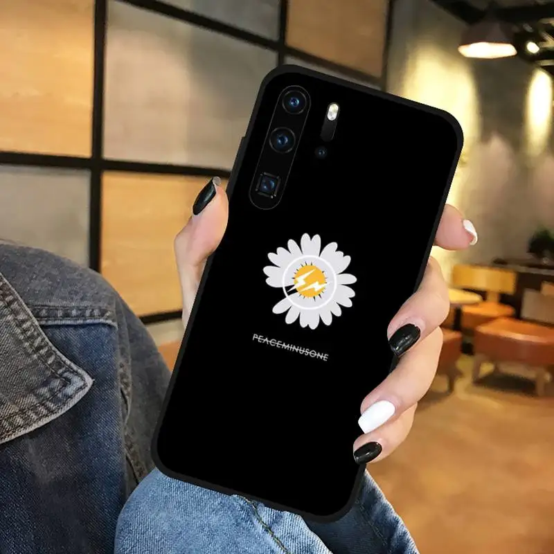 

Black White Flower Daisy Phone Case Funda For Huawei P9 P10 P20 P30 Lite 2016 2017 2019 plus pro P smart