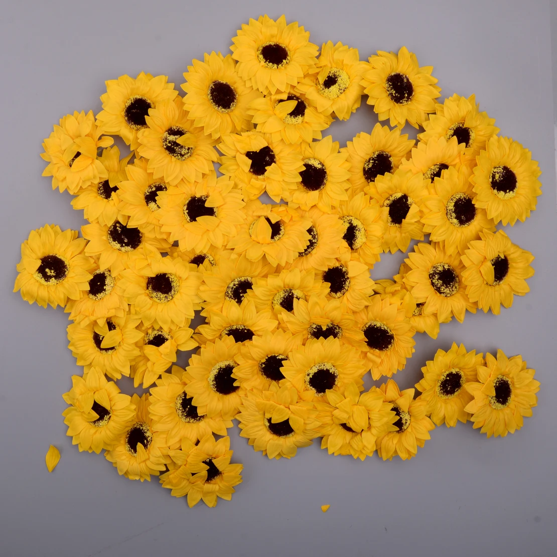 

50 шт. 8 см ароматические искусственные мини-мыло-Подсолнух цветы цветочный дом вечерние свадебные украшения на день рождения украшения