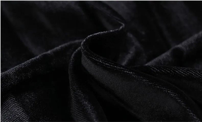 С поясом! Женский трикотажный костюм с юбкой и воротником-стойкой длинный