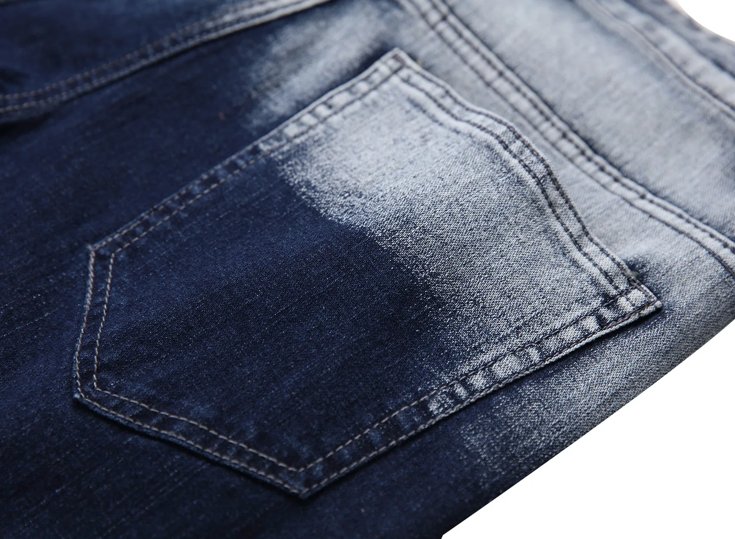 

Straight Gradient Destroyed Hole Jeans for Men Fashion Ripped Denim Pants Hip Hop Biker Jeans Casual Slim Fit Hommes Jeans 42
