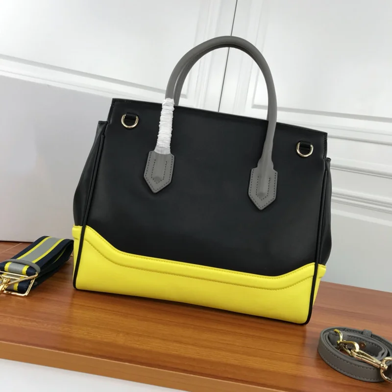 

2021Top Quality Luxury Brand Design Women's Handbag Classic Shoulder Bag And Modern Camera Bag designer bag