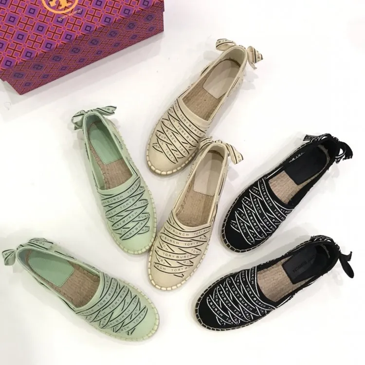 

Brand Casual Women Sneakers Flat Women Canvas Shoes Chaussure Femme Comfort Light Women Running Walking Shoes Female Footwear