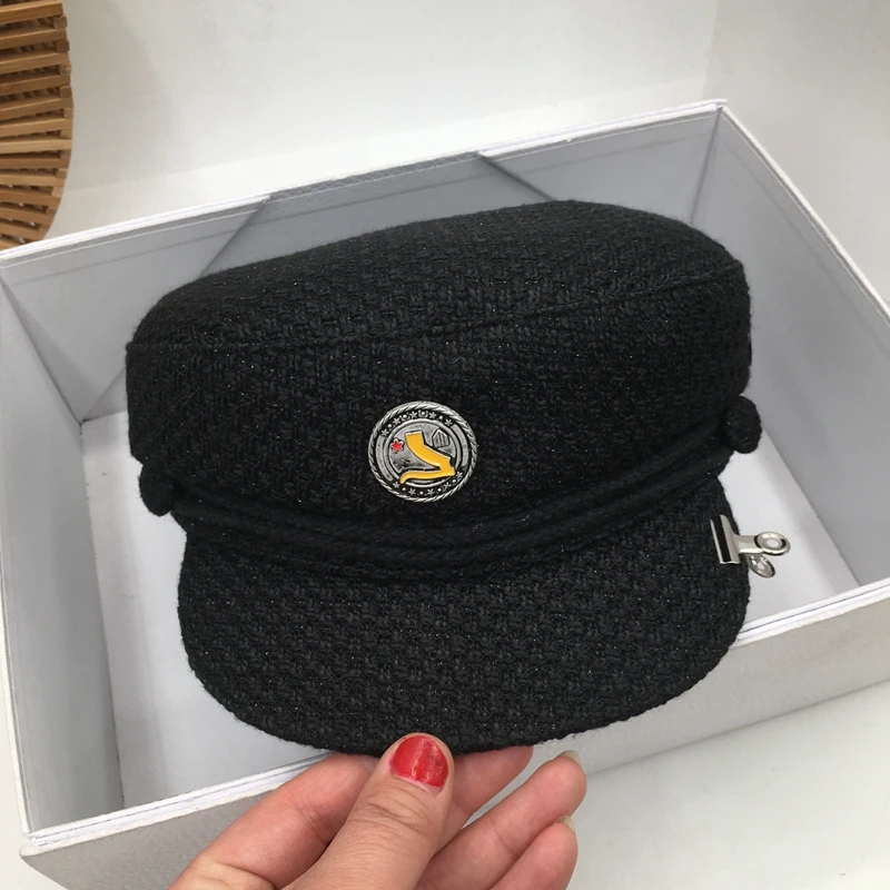 Женская трикотажная кепка газетчика в стиле милитари |