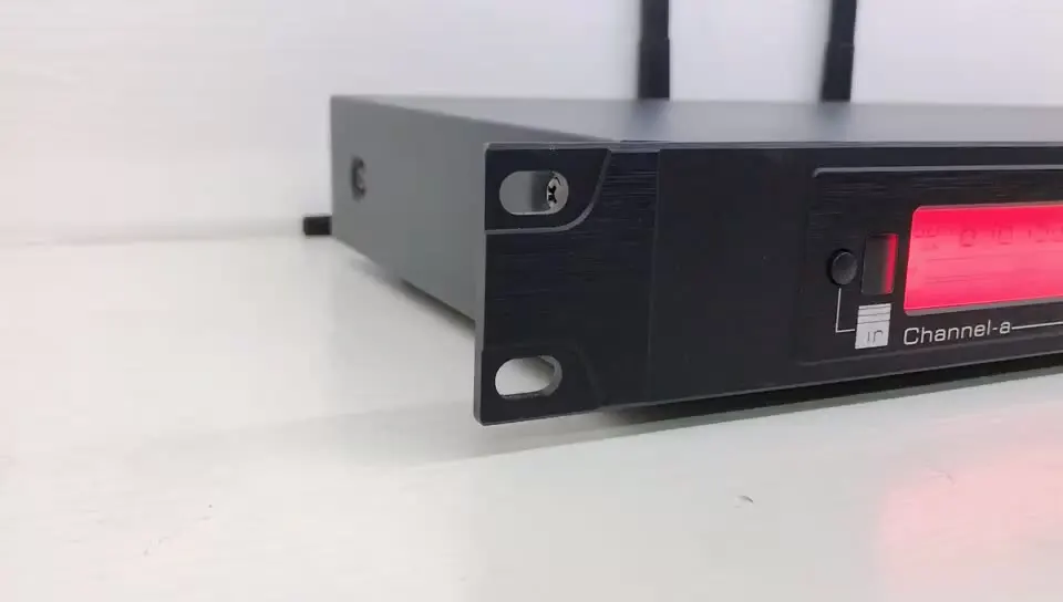 구매 성능을위한 전문적인 진정한 다양성 듀얼 채널 UHF 무선 마이크