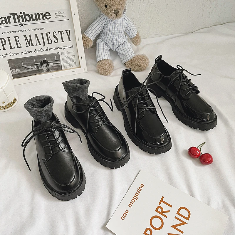 

Women Oxford Shoes 2021 Casual Lace Up Patent Leather Shoes Thick Sole Black Flats Woman Office Low Heel Fashion Platform Shoe