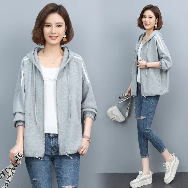 

Модная толстовка с капюшоном