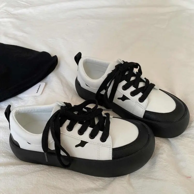 

Harajuku style cow casual shoes female spring and autumn 2021 new design sense niche board shoes ins tide