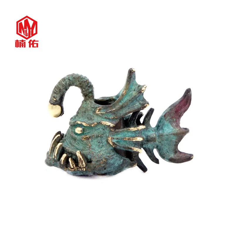 

Браслет на нож из латуни с бусинами