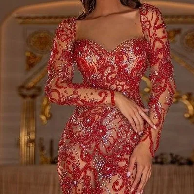 Королевские красные вечерние платья с длинными рукавами прозрачные вышитыми
