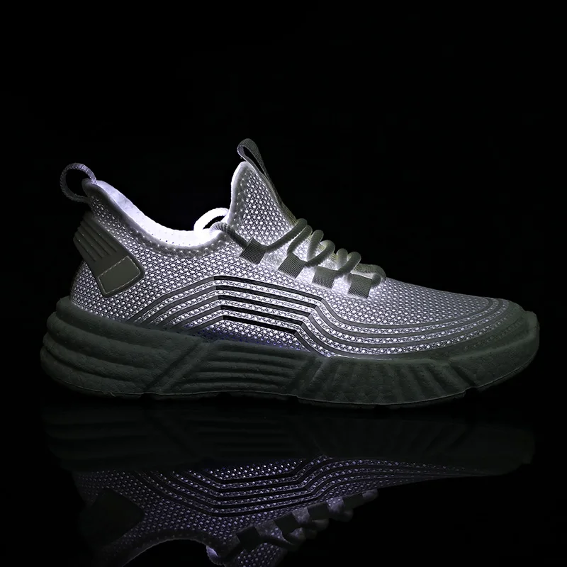

Sport Shoes Men White Casual Shoes Fashionable Sports Sneakers 2020 Mens Slip On Black Man Men Sneaker Male Fashion Causal For