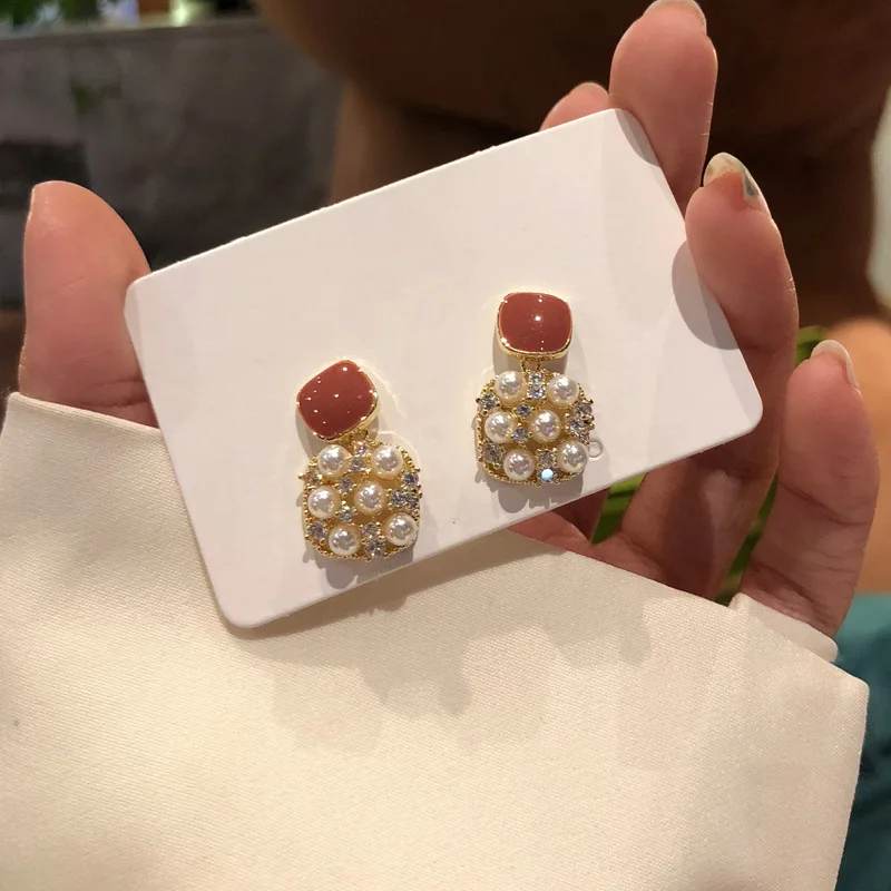 

Женские квадратные серьги с жемчугом, серебро пробы