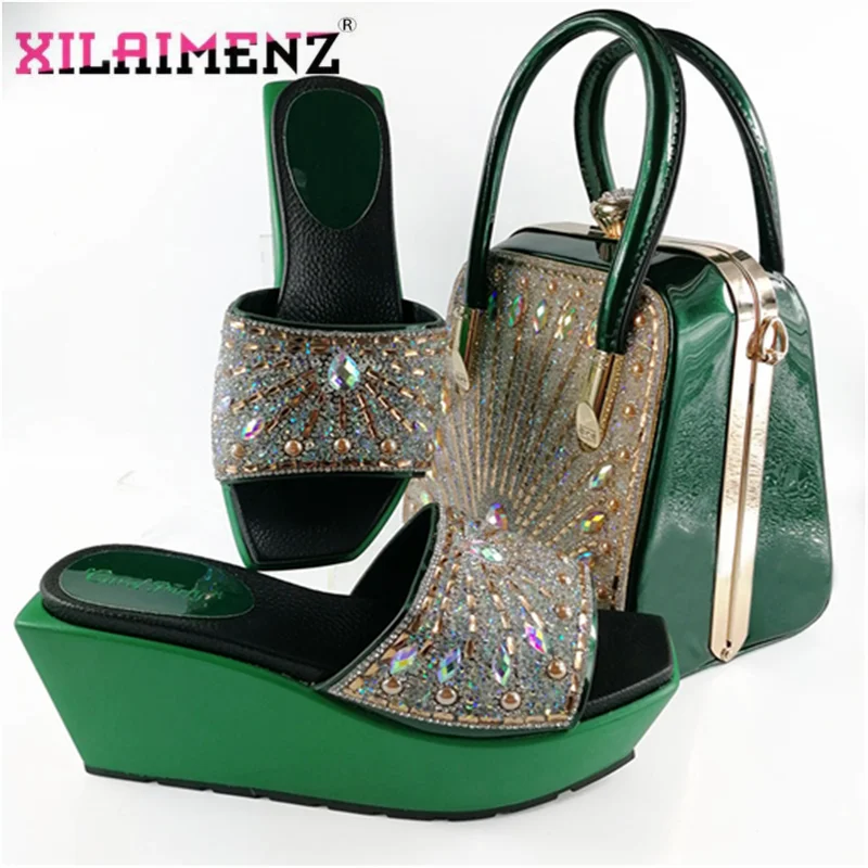 Лидер продаж комплект из туфель и сумочки в африканском стиле итальянском белого