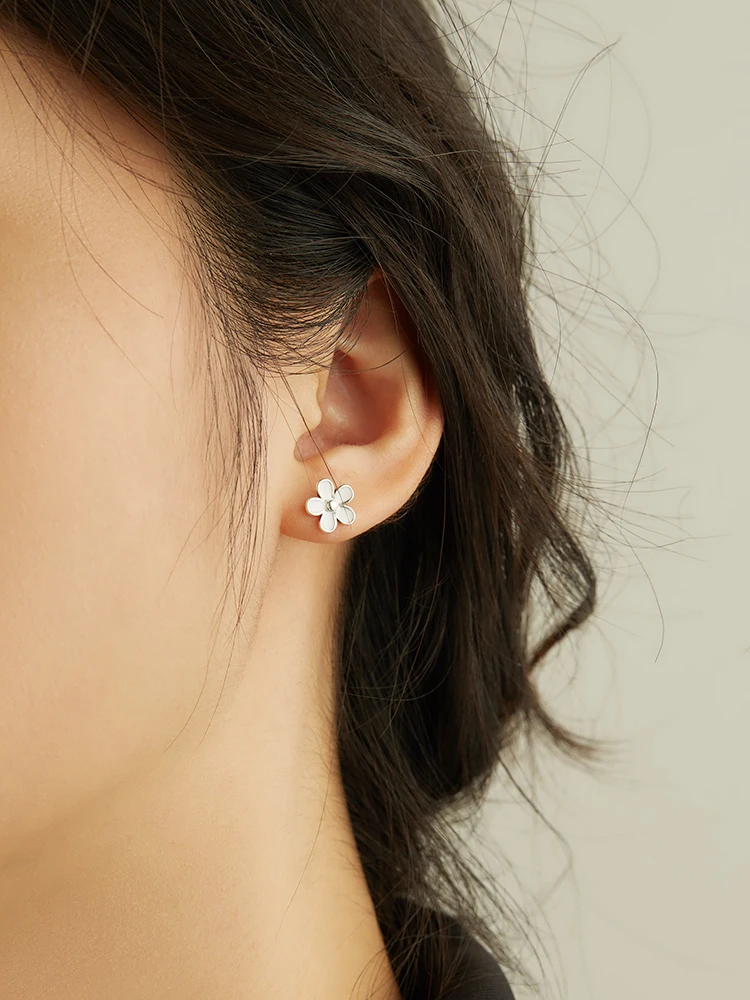 

ZEMIOR 100% 925 Sterling Silver Stud Earrings For Women Fresh Leaves Luxury Female Earring Wedding Fine Jewelry New Arrival