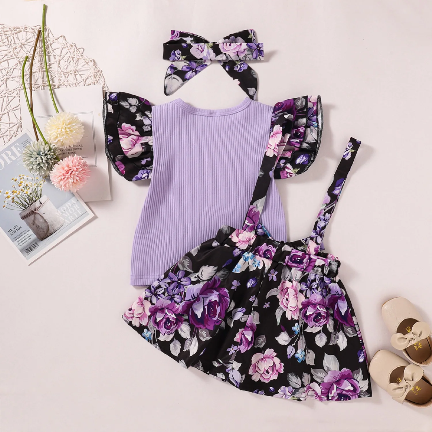 

Girls Princess Floral Dress Suit Flying Sleeve O-Neck Pit Strip Flying Sleeve T-Shirt + Short Suspender Skirt + Bow Headband