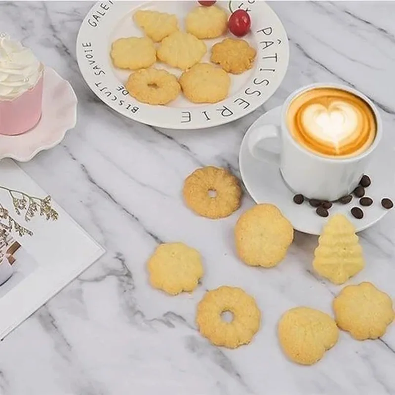 

NEW Cookie Making Machine Cookie Biscuit Maker with 20 Molds and 4 Spouts Baking Tools Kits