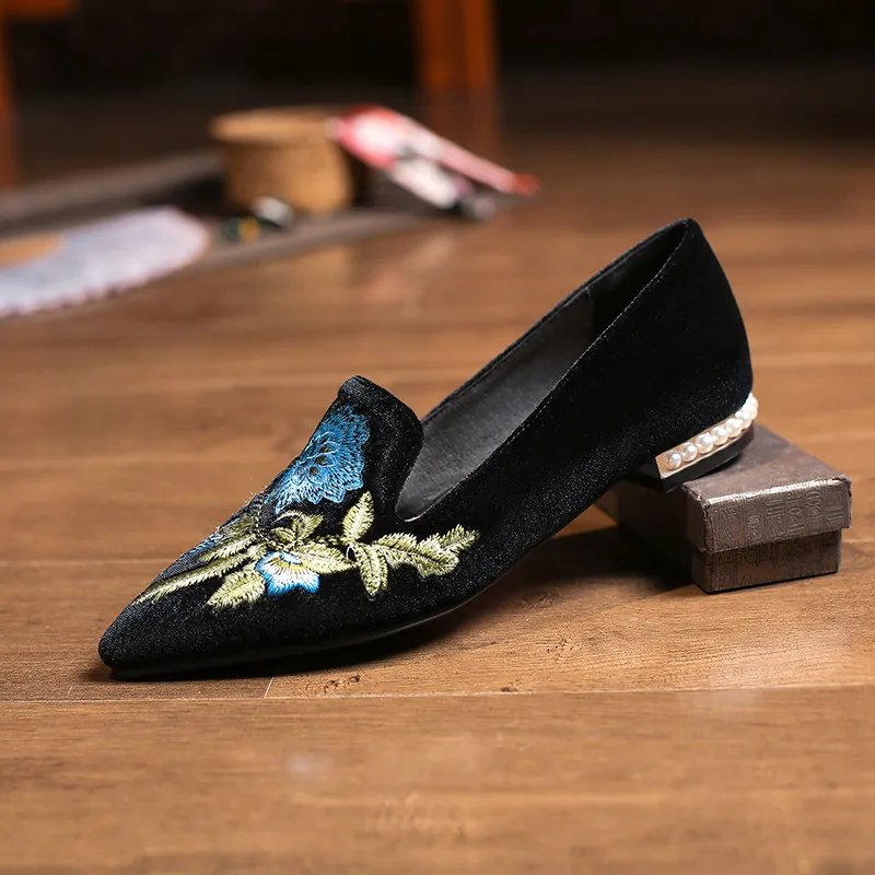 

FEDONAS Embroider Women Loafers Shallow Pointed Toe Thick Heels Pumps For Women Spring Summer Newest Working Basic Shoe Woman