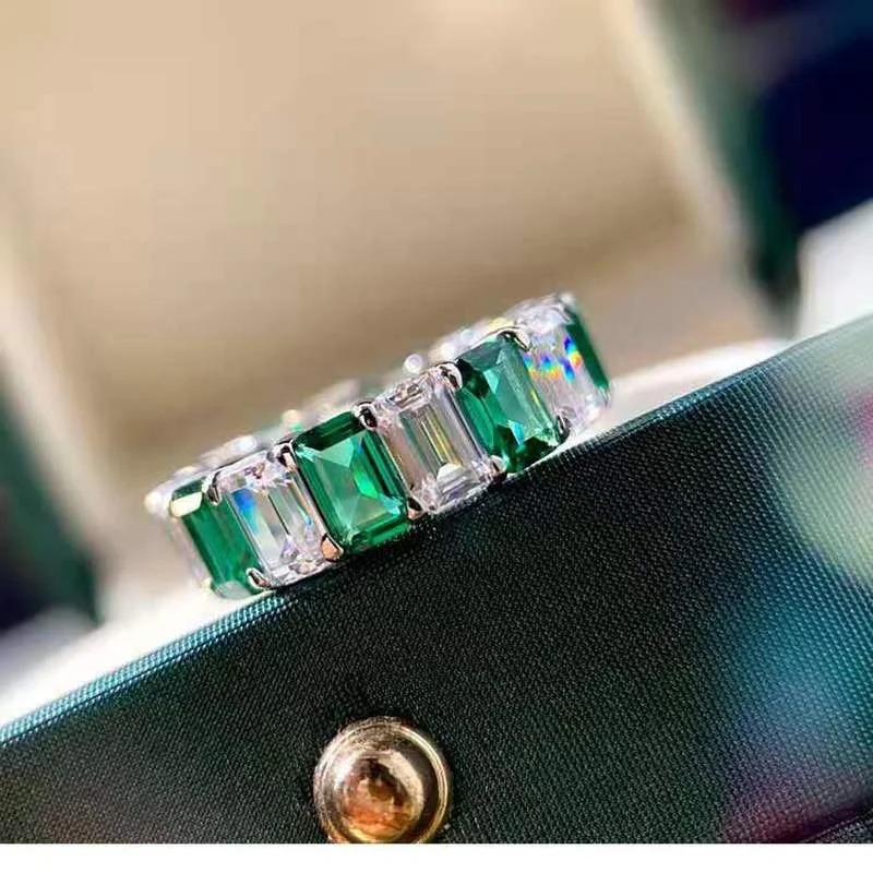 

New Geometric Full Rhinestone Square Zircon Ring with Green and White Crystal Cubic Zirconia for Women Wedding Bridal Jewlery