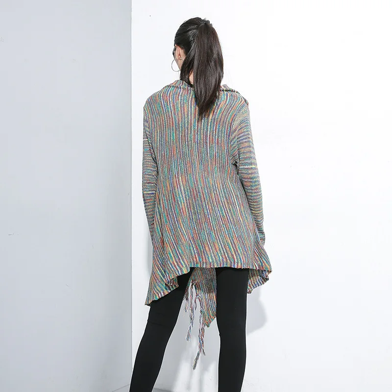 Женский вязаный кардиган LANMREM черный с длинными рукавами и кисточками модель PB731