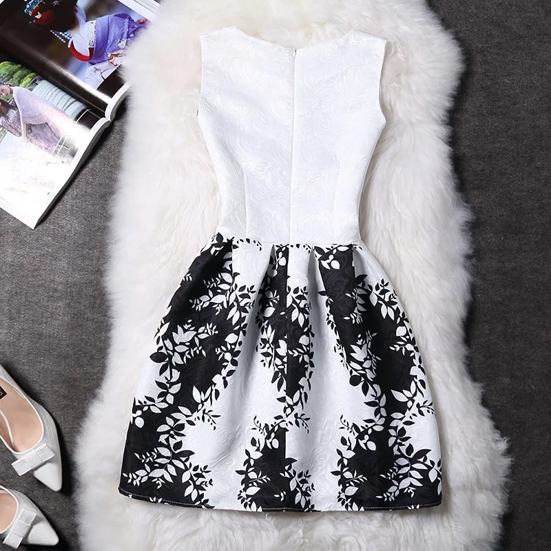 

Sexy summer Dress Women 2021 Sleeveless Print Vintage Mini Dresses Slim O-neck Casual Beach Vestidos Elegant Party Dress Ladies