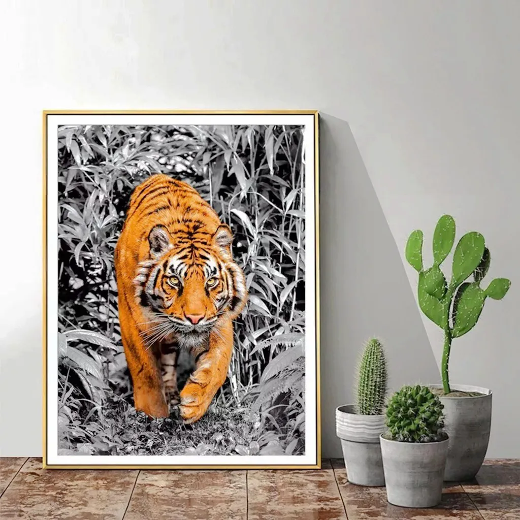 

THE New 5D Handmade DIY Square Diamonds Painting Animal "Tiger" Art Crafts Cross Sticker Diamond Embroidery Home Decoration Gift