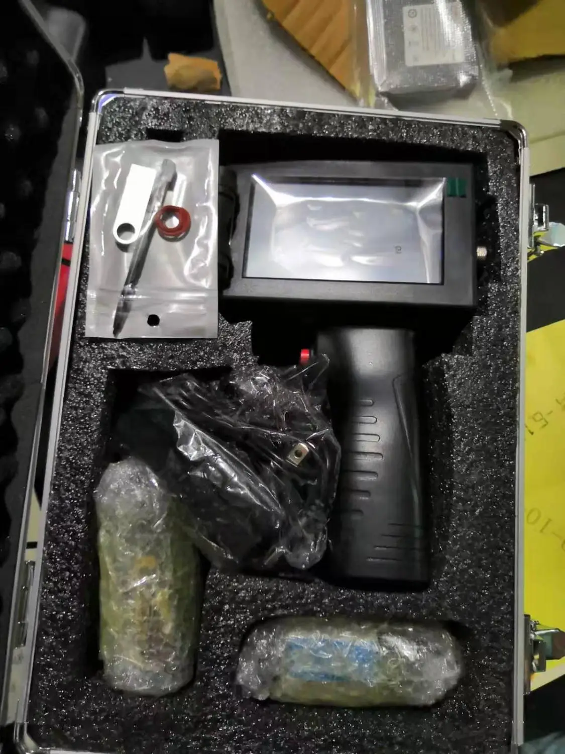 Ручной струйный принтер ручной штрих код QR переменный Срок годности серийный