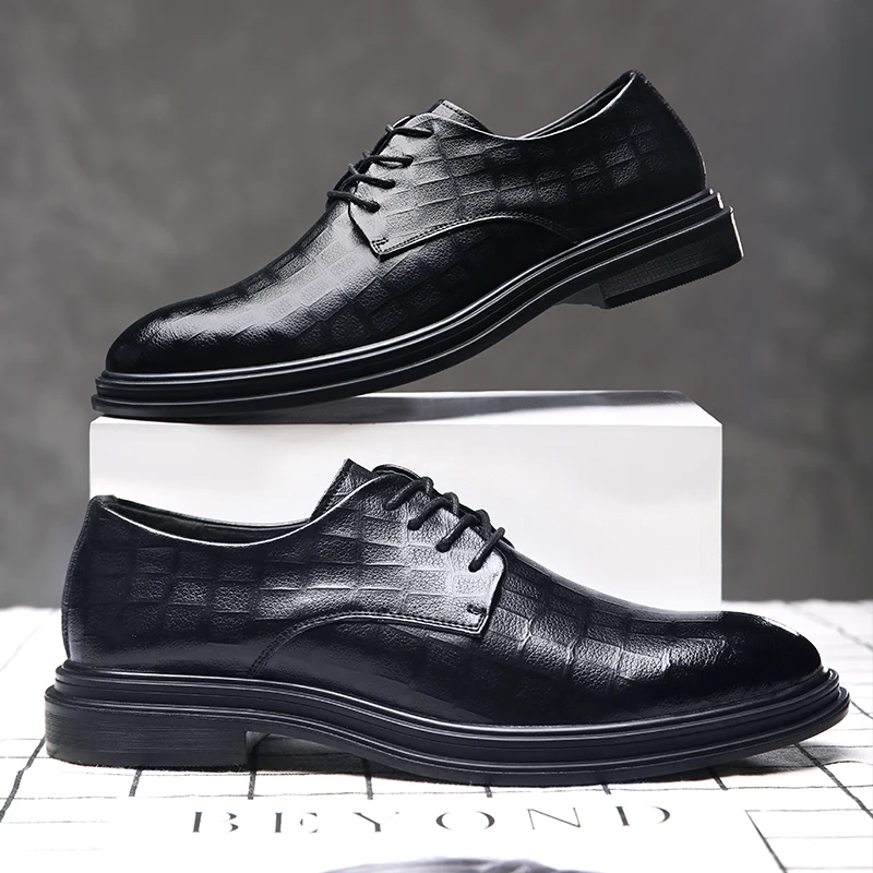 

2020 New Male Dress Shoes Fashional Men Business Breathable Leather Square Round Toe Men Casual Shoes Leather Shoes