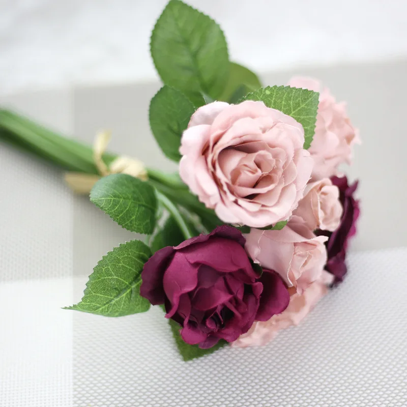 

Fake Flowers Little Rose Holding Flowers Bouquet Artificial Flower Crafts For Valentine's Day Wedding Home Decoration