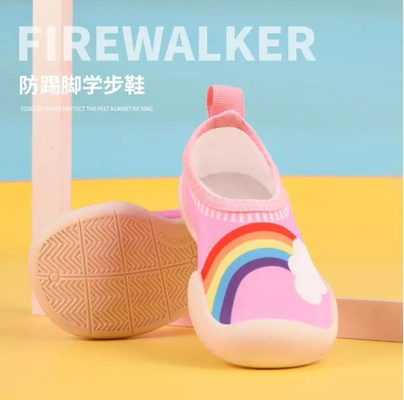 Детская обувь для мальчиков и девочек малышей мягкие милые домашние тапочки