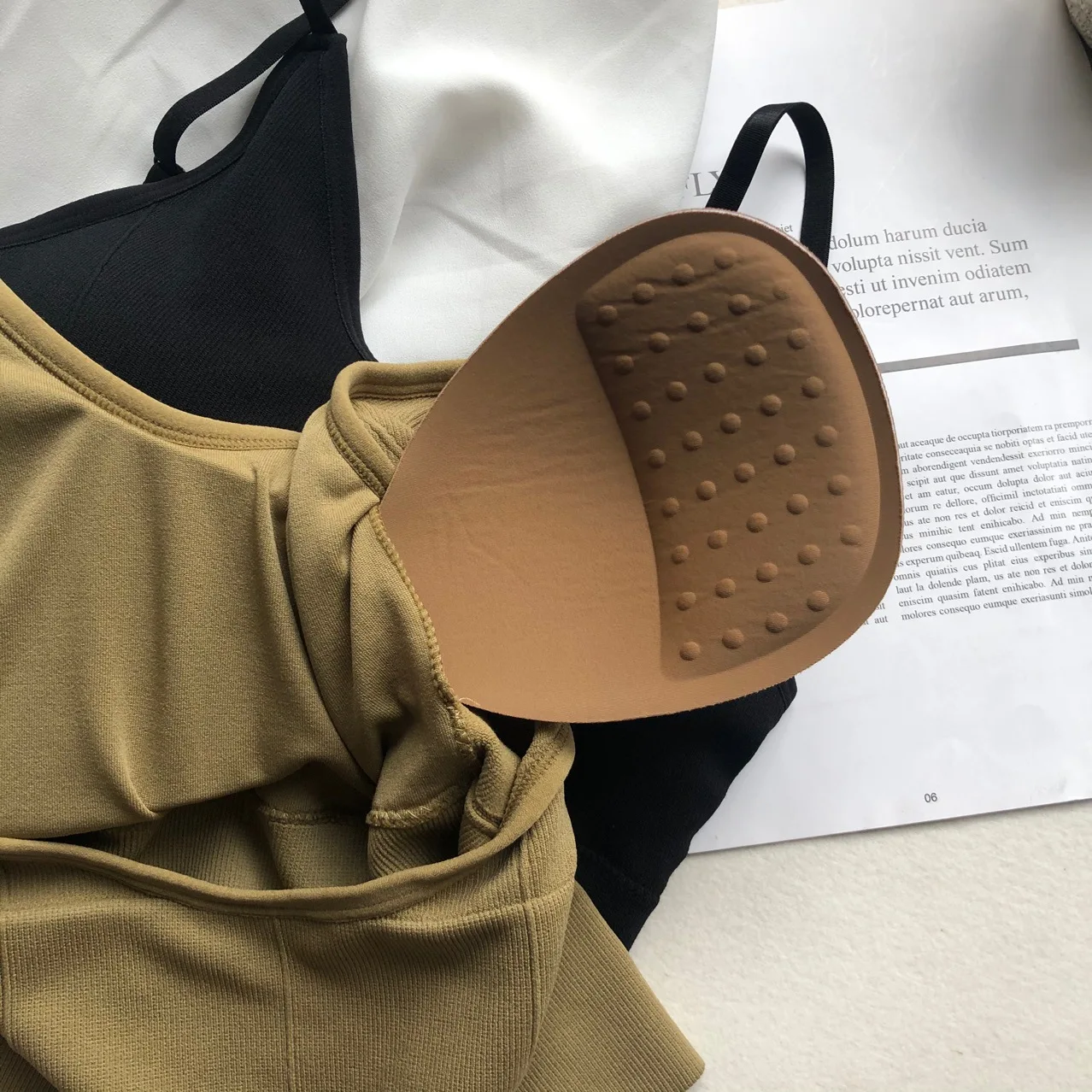 

Back Women Beauty Tops Tube Top Female Streetwear Sleeveless Camis Seamless Sports Lingerie Tee Bra Crop Top Bandeau Top Tank