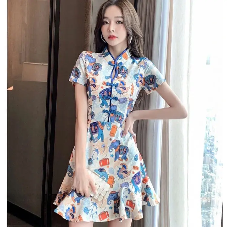 

Cheongsam modified girl's buckle temperament dress